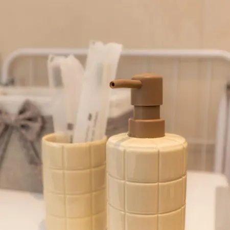 Check-in Check-out Pila